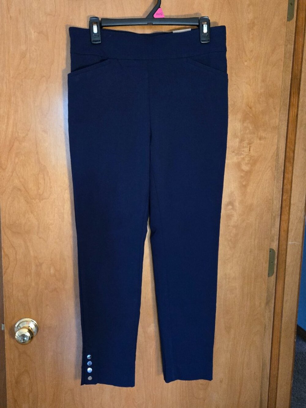 Chicos NWT Womens size 0 Perfect Stretch Josie slim ankle pants Navy Small